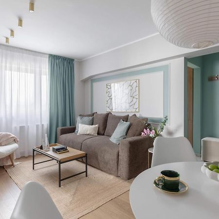 Holt - Sublime Minty Green 1Br On The Park Букурещ Екстериор снимка