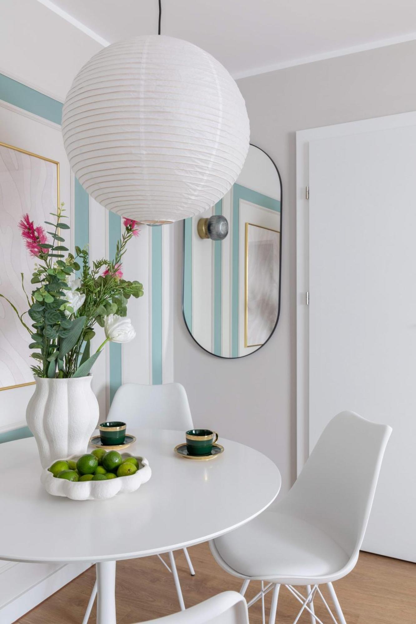 Holt - Sublime Minty Green 1Br On The Park Букурещ Екстериор снимка