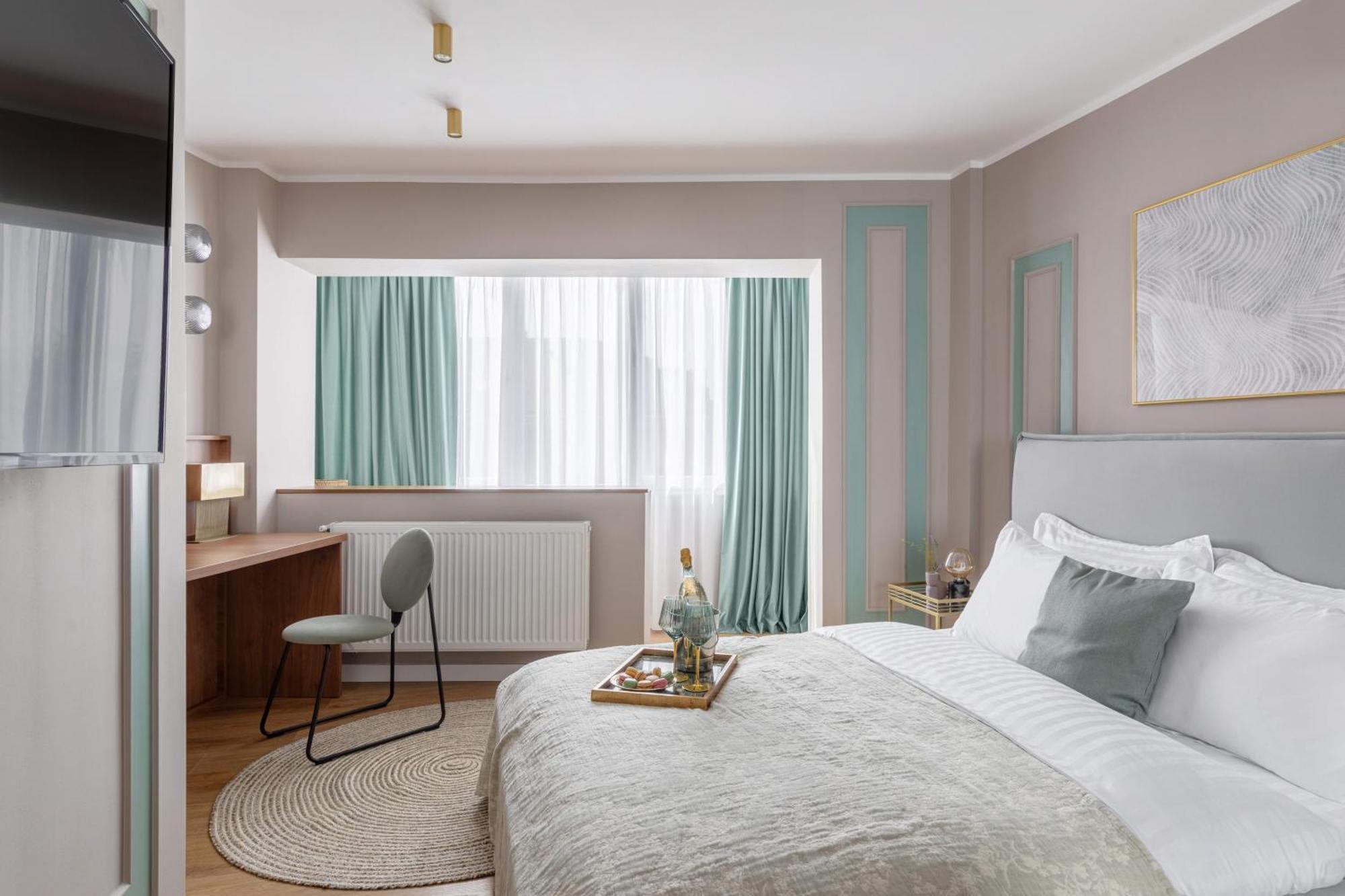 Holt - Sublime Minty Green 1Br On The Park Букурещ Екстериор снимка